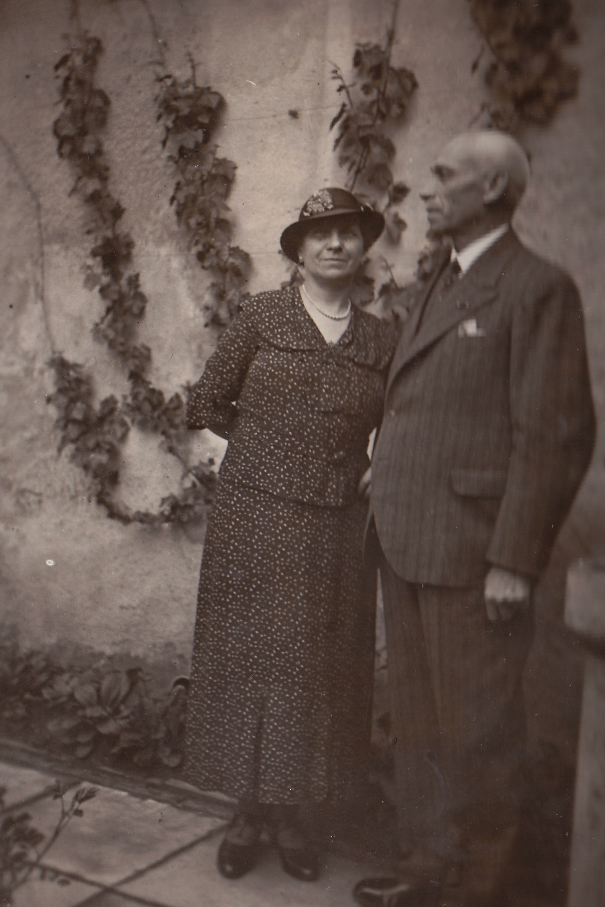 Around 1938: Mathilde Heger-Leeuwarden (1881-1942) and her husband Nathan Heger (1876-1942).