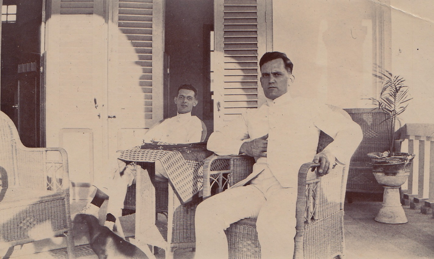 Henk and an unknown man at his home in Indo-China: “Villa Thach Ban”