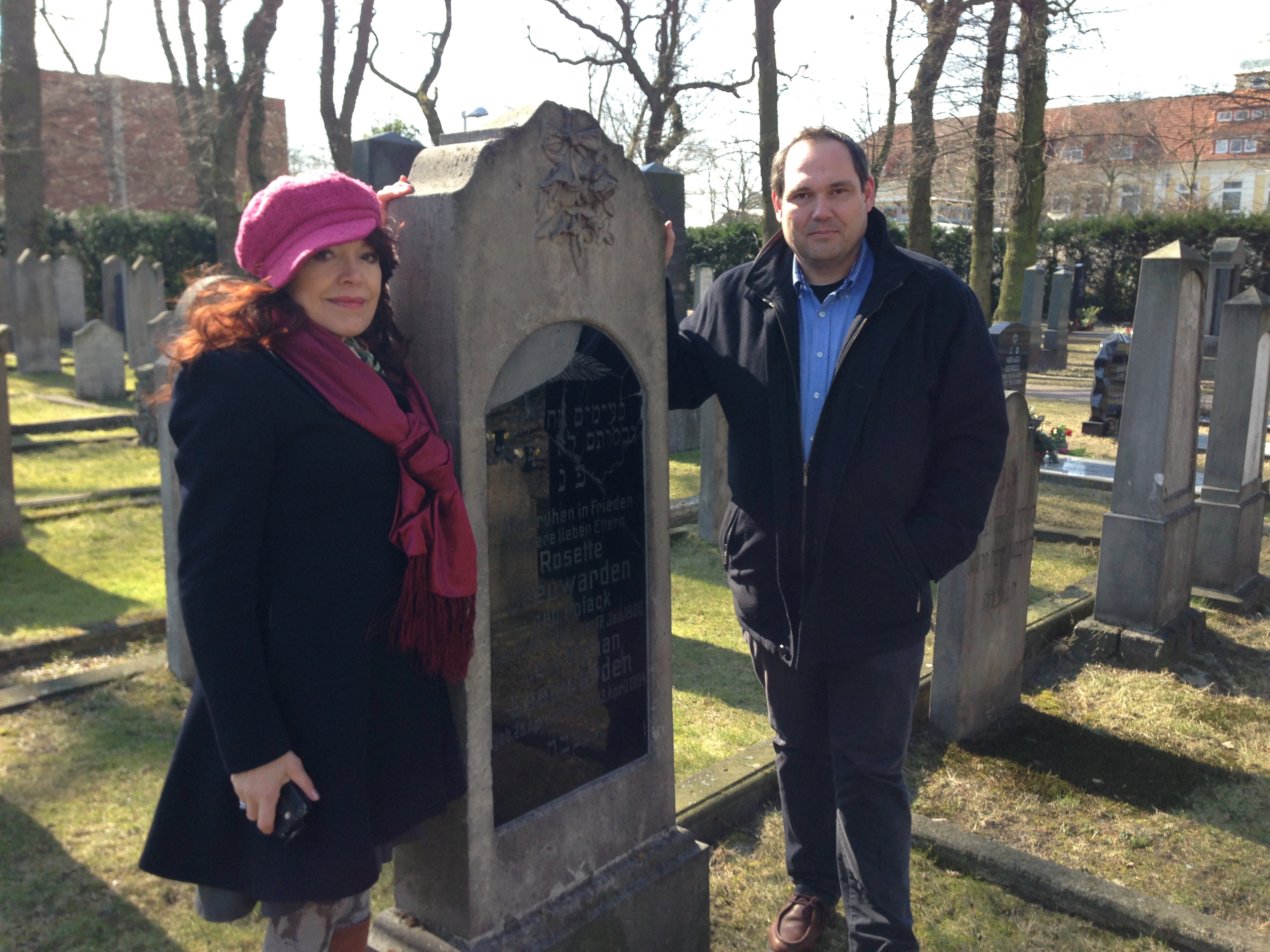 Together with cousin Rosita Steenbeek, visiting Delmenhorst in 2013.