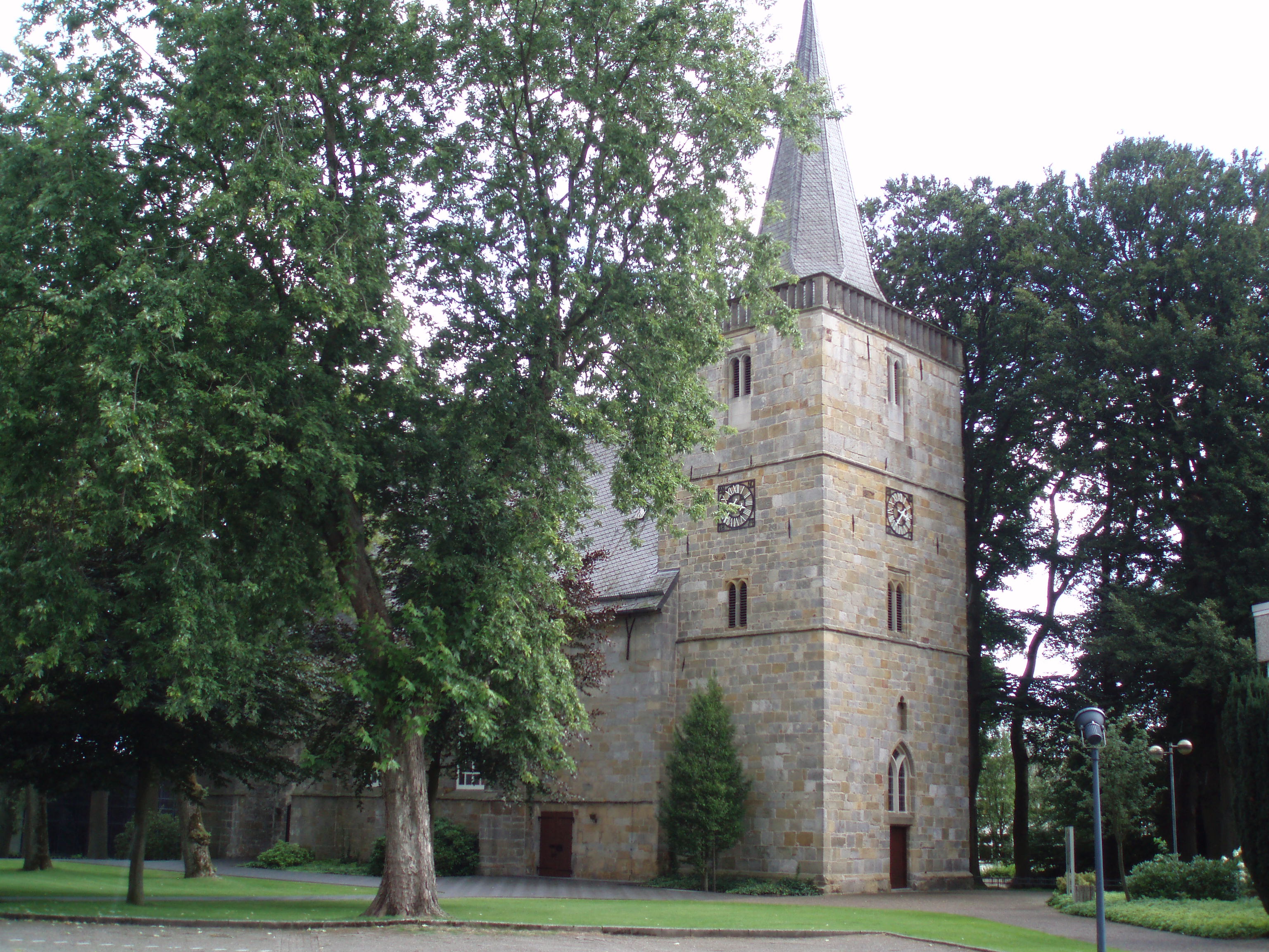 Reformierte Kirche in Emlichheim, waar mijn voorouder gedoopt is in 1762, maar ook predikant was van 1791-1804.