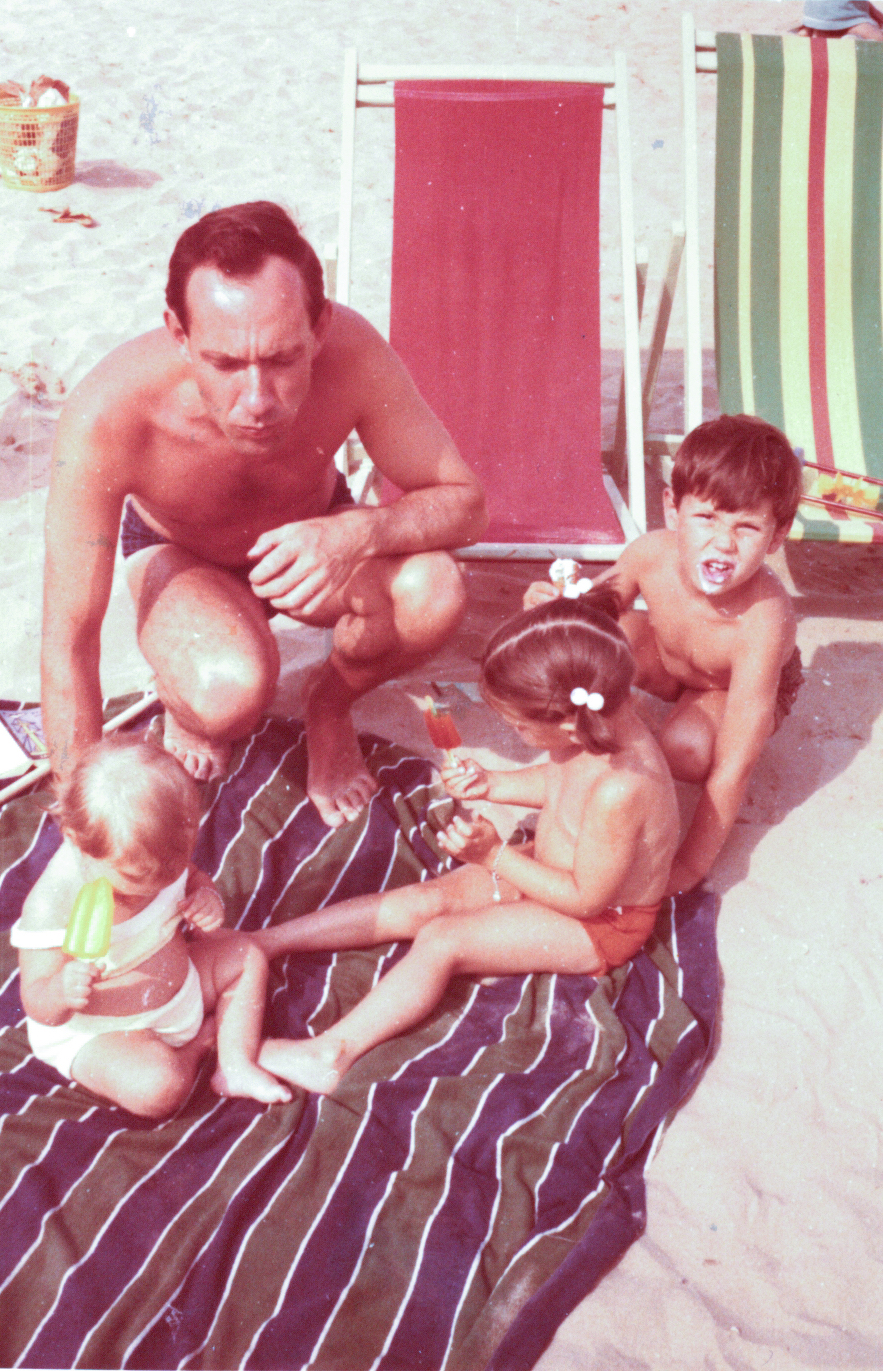 Zomervakantie in Rimini aan de adriatische kust van Italie 1969.
