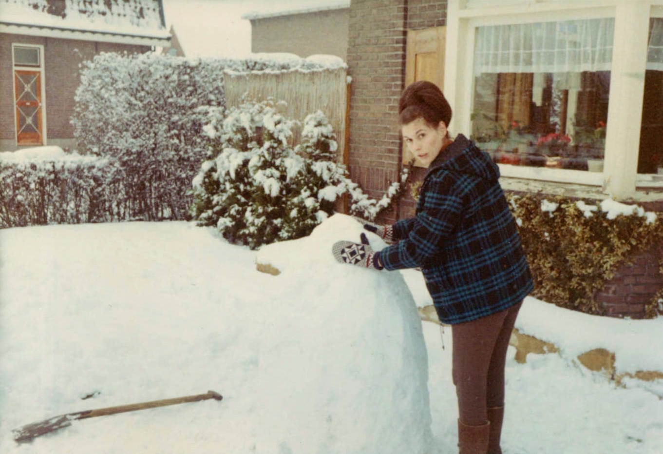 De sneeuwpop in winter 1966