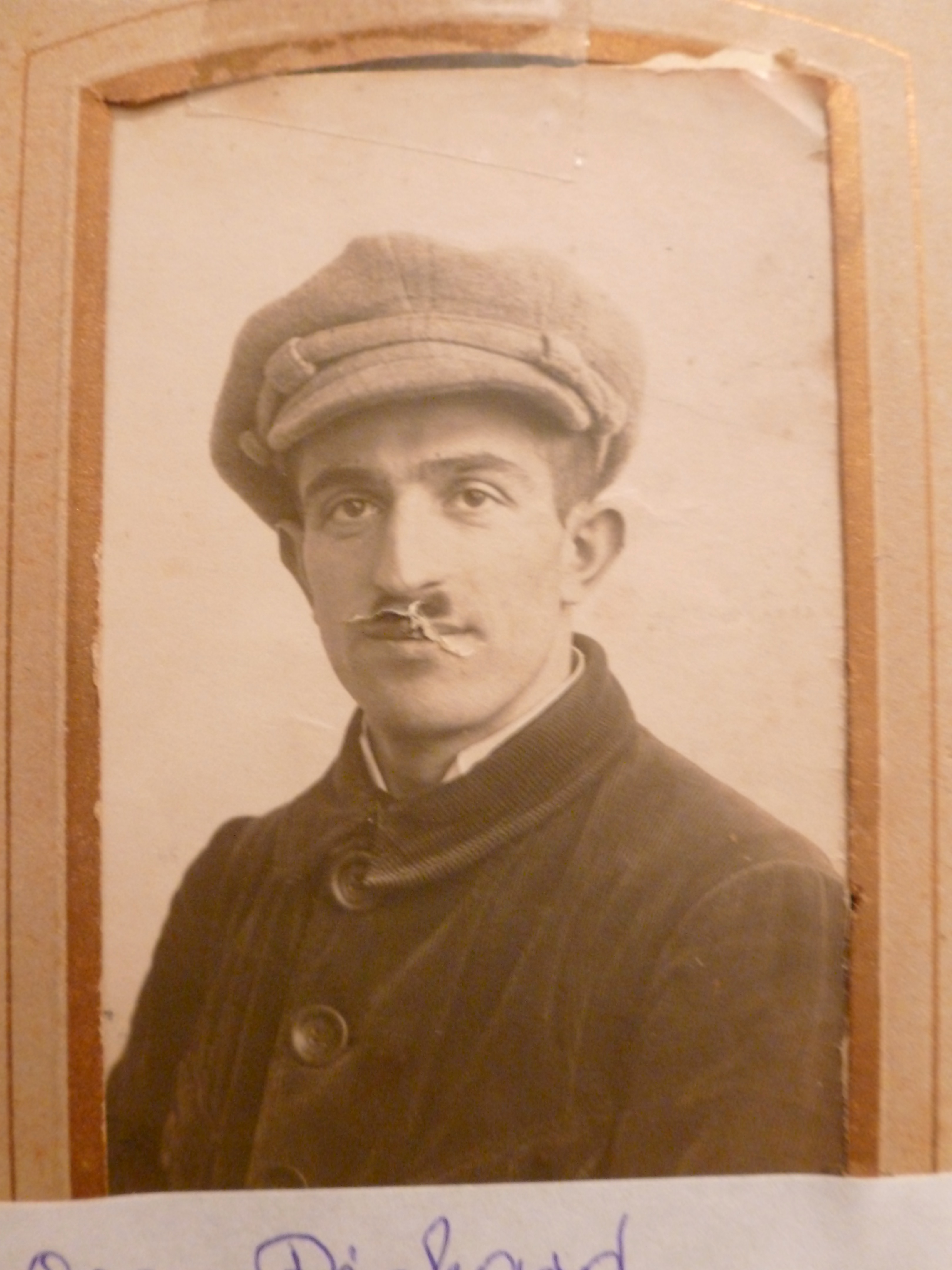 their son Richard Levy (1894-1974), tradesman.